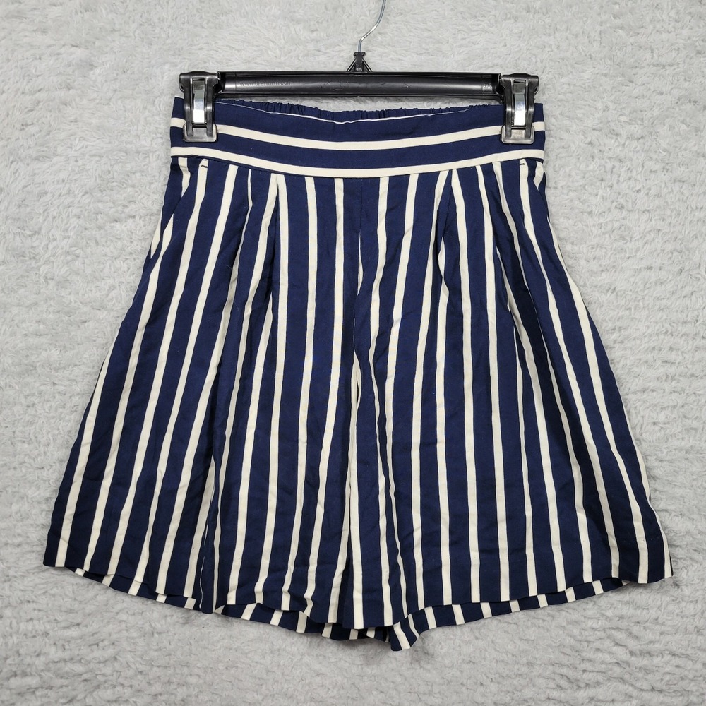 H&M Shorts Women 2 Blue White Striped Pleated Elastic Back Viscose Casual Summer